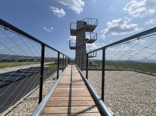 Výplne zábradlí lankovou sieťou - detail referencie Výhliadková veža Malý Slavkov