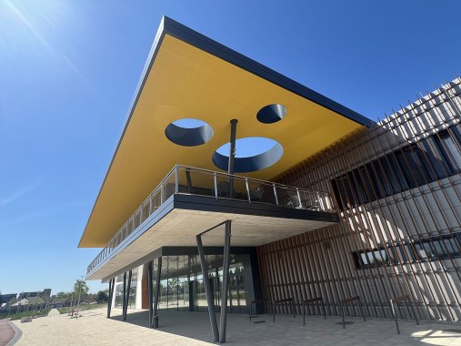 Výplne zábradlí lankovou sieťou - Šport aréna Malacky