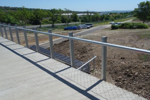Výplň zábradlia lankovou sieťou - Skanzen Maďarsko