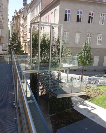 Lankové siete pre zelené fasády a treláže - Park Váci HU