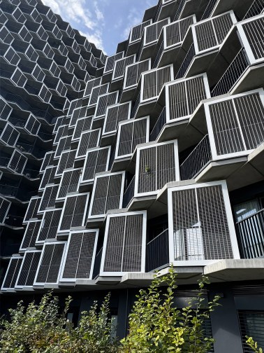 Railings and balconies from metal wire mesh - Guthaus