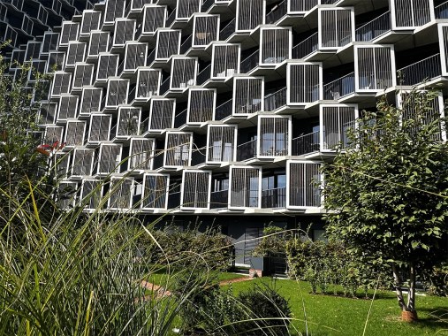 Railings and balconies from metal wire mesh - Guthaus