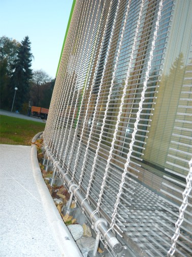 Wire meshes and metal woven mesh for facades and wall coverings - University Library of Nitra