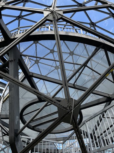 Wire mesh railings on a treetop walkway in Balatónboglar