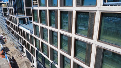 Metal spiral mesh for wall and facade cladding - Vilharia Lubľana